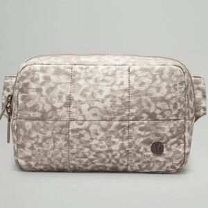 Quilted Grid Belt Bag 1.5L